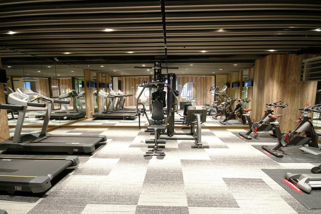 Grand Bay Resort Hotel Kota Tua Kota Tua Hengchun Bagian luar foto The gym at the hotel